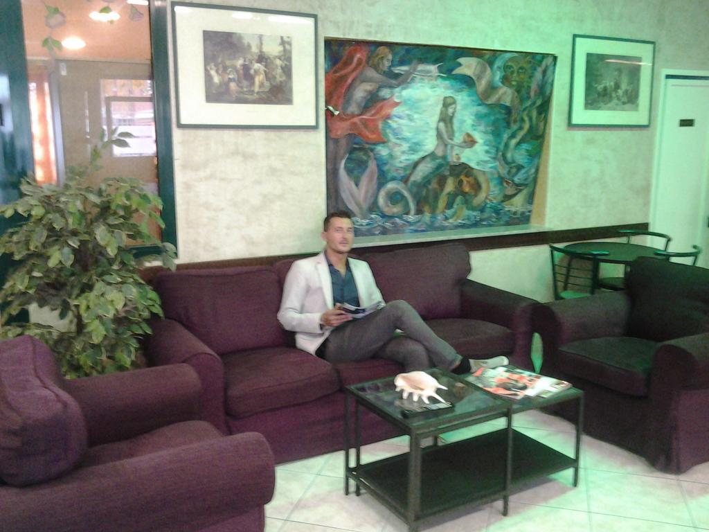 Hotel Lady Susanna Varazze Luaran gambar