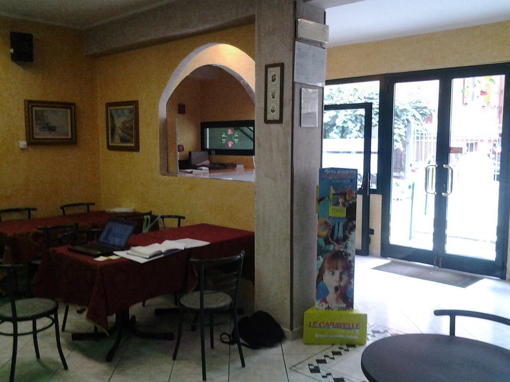 Hotel Lady Susanna Varazze Luaran gambar